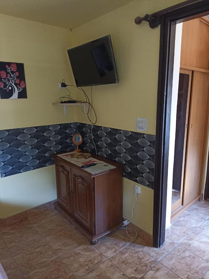 Ginkgo Apartman Demjén Dış mekan fotoğraf