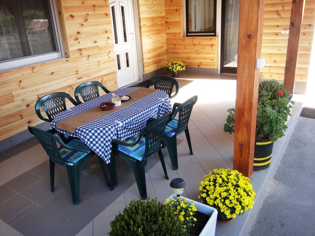 Ginkgo Apartman Demjén Dış mekan fotoğraf